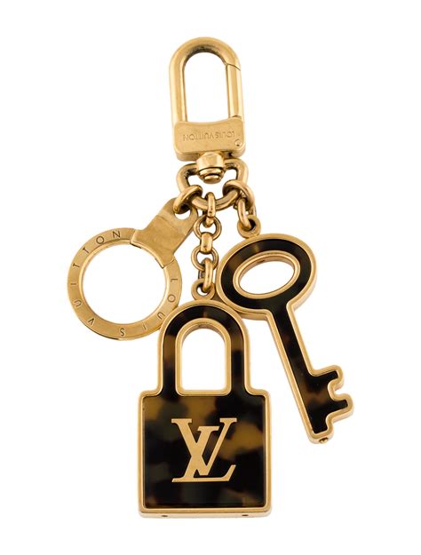 gioielli louis vuitton charms|Louis Vuitton luggage charms.